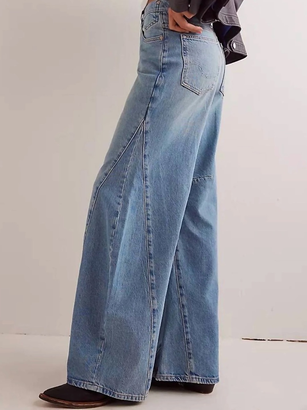 Free People Eden slouchy Light Blue Wide-Leg Jeans - Picture 2 of 12